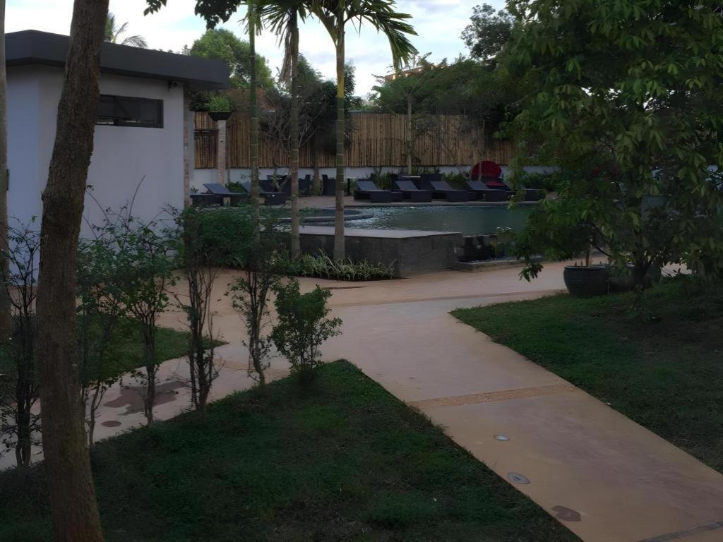 Yeak Loam Hotel Banlung Exterior foto