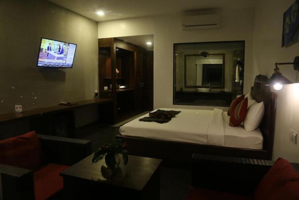 Yeak Loam Hotel Banlung Exterior foto